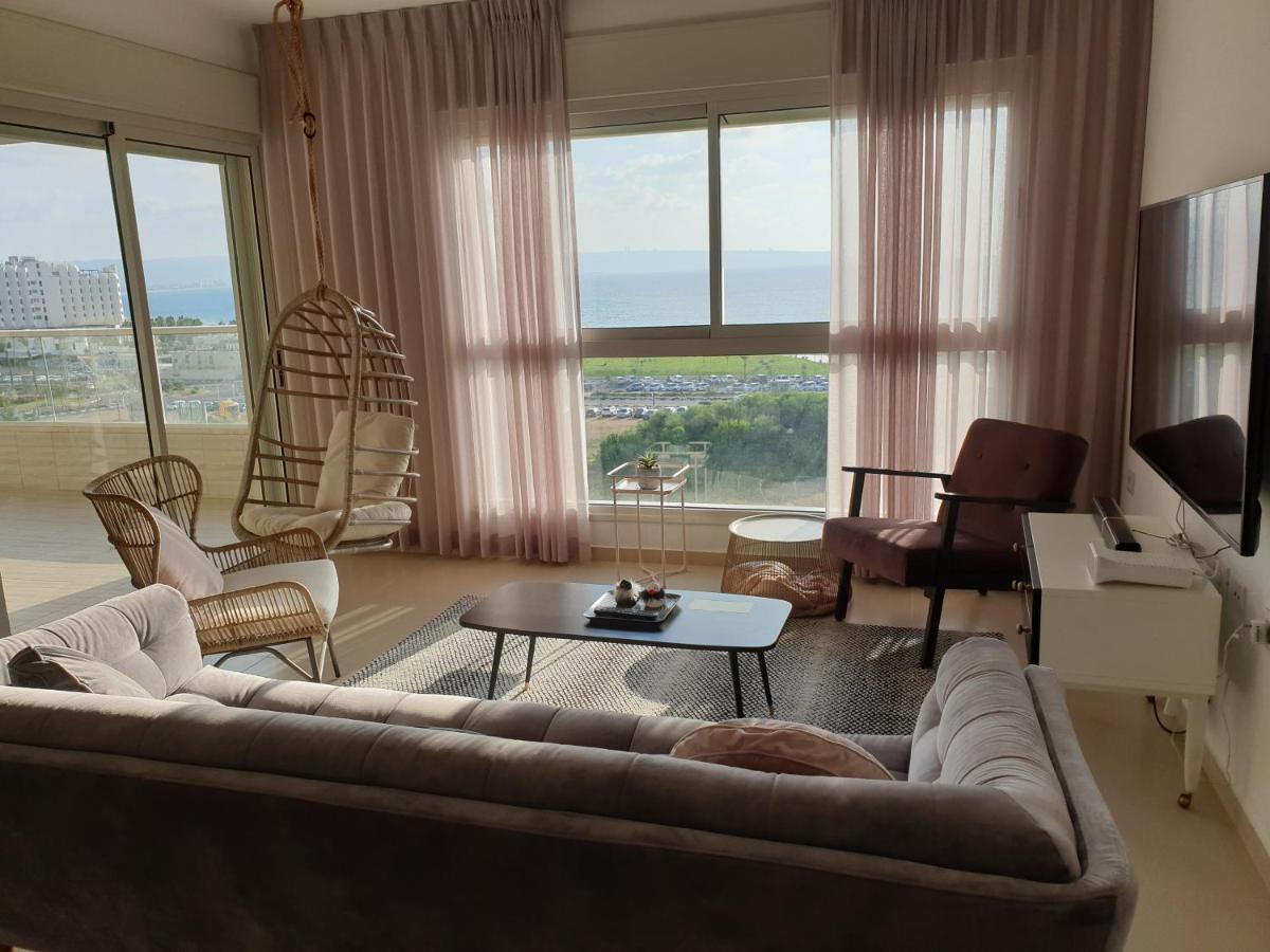 アッコ7Th Floorアパートメント エクステリア 写真