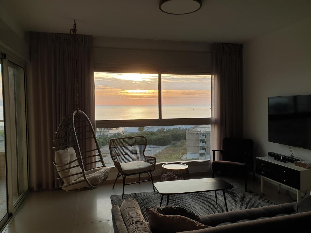 アッコ7Th Floorアパートメント エクステリア 写真